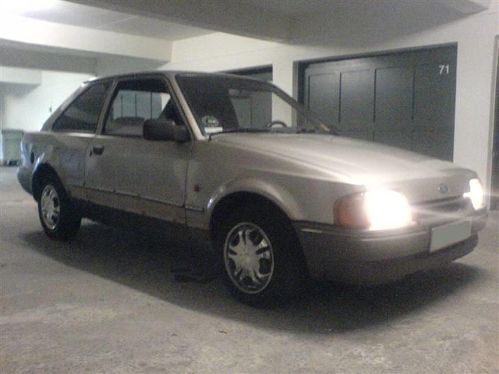 Ford Escort 1,6 CL DØD ! - Efter ! billede 11