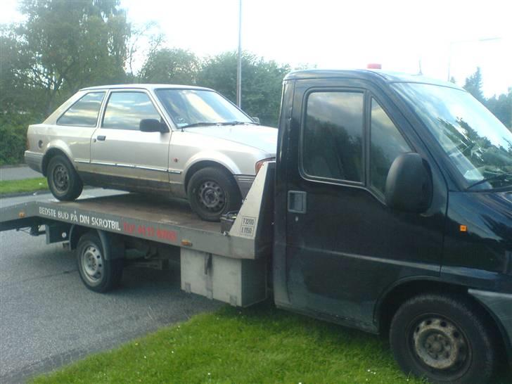 Ford Escort 1,6 CL DØD ! - Skrottet ! Aksel knækket ! Død ! billede 20