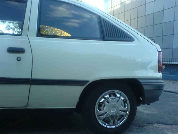 Opel Kadett 1,3 S LS SOLGT ! billede 7