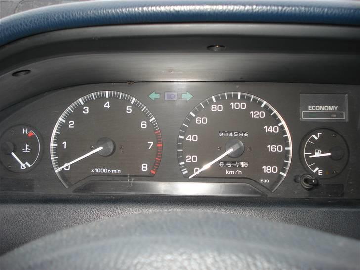 Toyota corolla ee90 - jeps den er sku med omdrejnins tæller billede 2