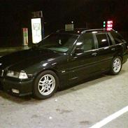 BMW 325 TDS Touring **SOLGT**