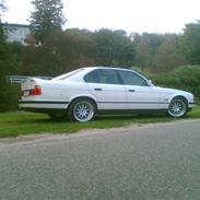 BMW E34 518I Executive SOLGT