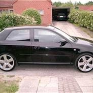 Audi A3 1,8 T Ambiente 180