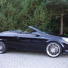 Opel Astra H. TwinTop