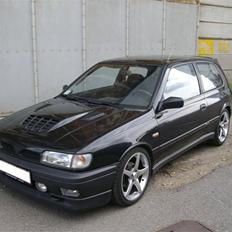 Nissan Sunny GTI (R)