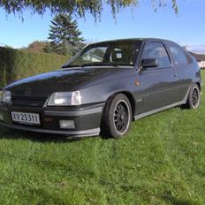 Opel gsi 16v sorte slyngel