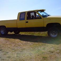 Chevrolet Silverado K2500  -V8-