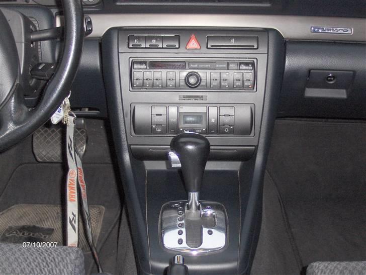 Audi A4 2.5 TDI Quattro billede 15