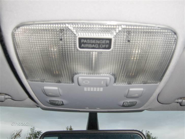 Audi A4 2.5 TDI Quattro billede 17