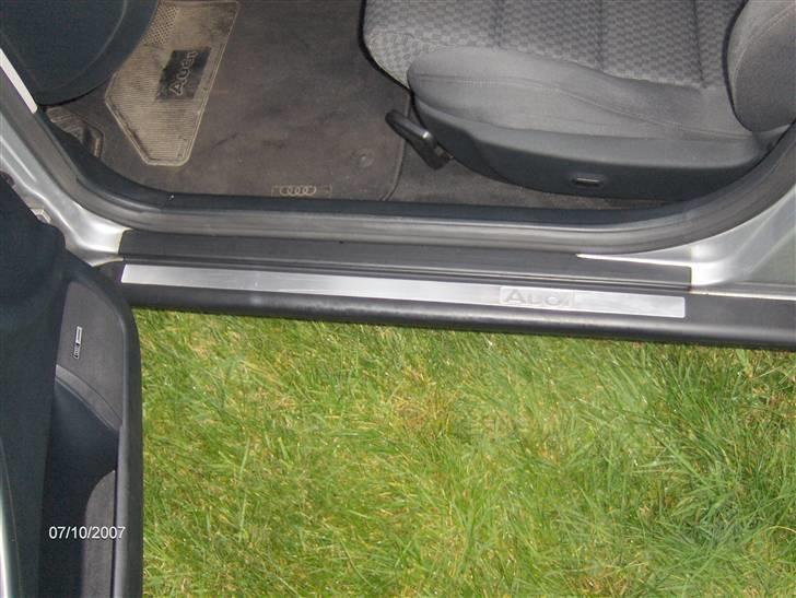 Audi A4 2.5 TDI Quattro billede 18