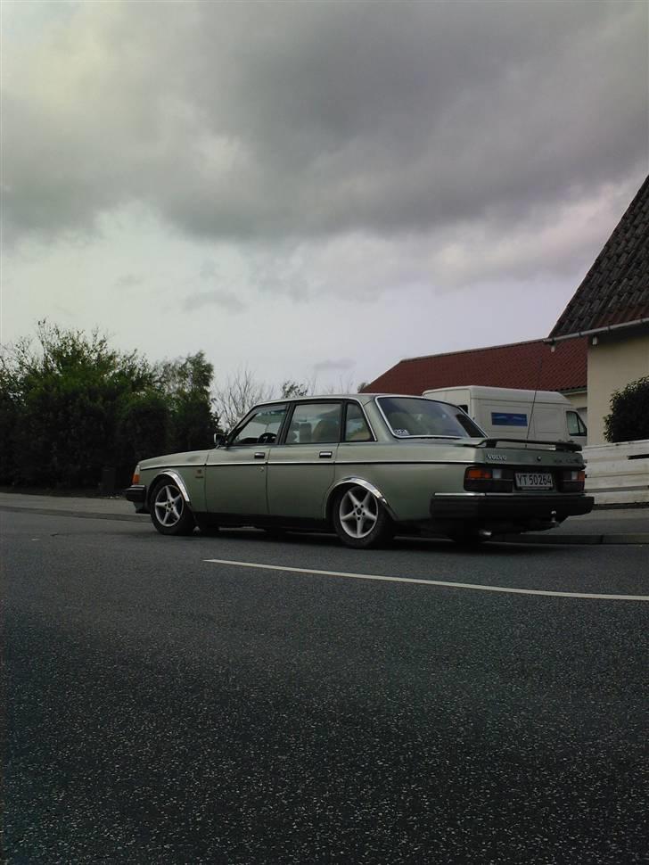 Volvo 240 GL billede 1