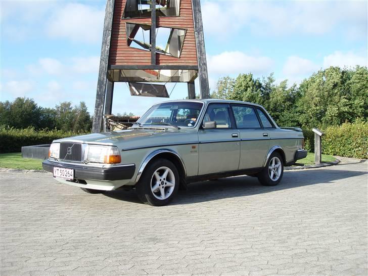 Volvo 240 GL billede 5