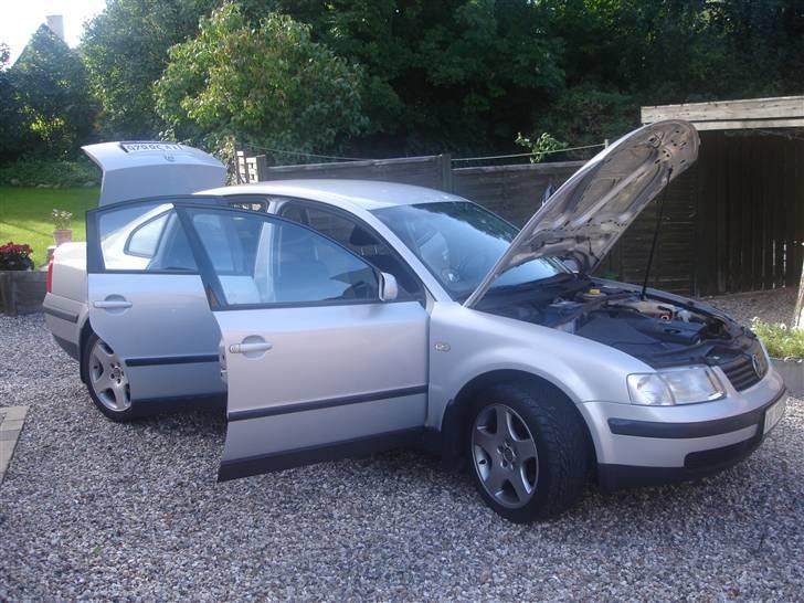 VW Passat Limousine billede 2