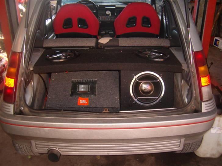 Renault 5 GT turbo billede 2