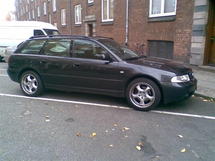 Audi A4 ABT "SOLGT" - Den nye slæde. Se min Ibiza FR TDI er er til salg hos 1A biler Århus billede 1