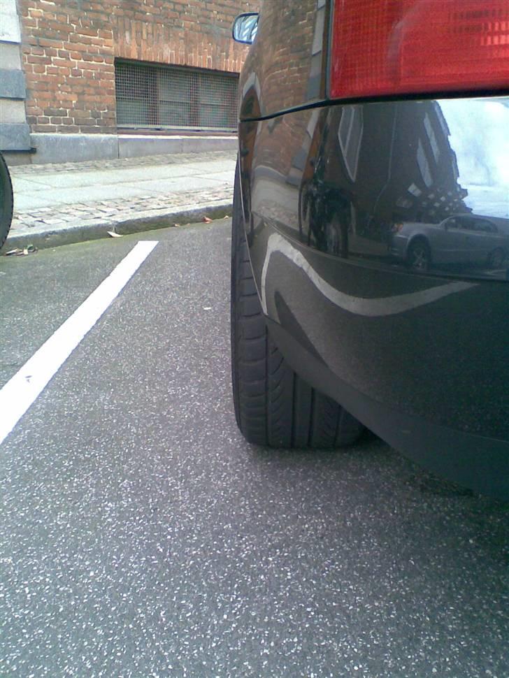 Audi A4 ABT "SOLGT" - Brede fælge kan lige være der, da jeg hentede bilen var der 15 mm spacere på :-) billede 11