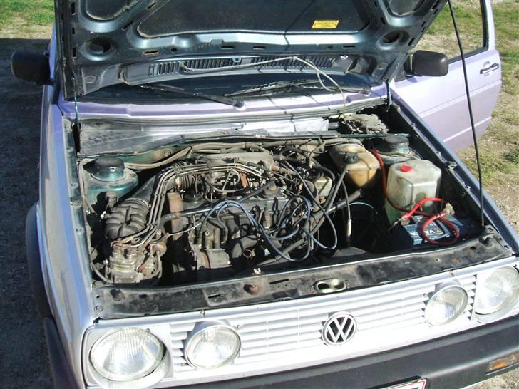 VW Golf 2 1,8 GTI - SOLGT ! billede 13