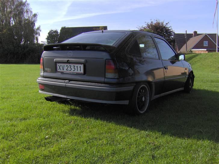 Opel gsi 16v sorte slyngel billede 2