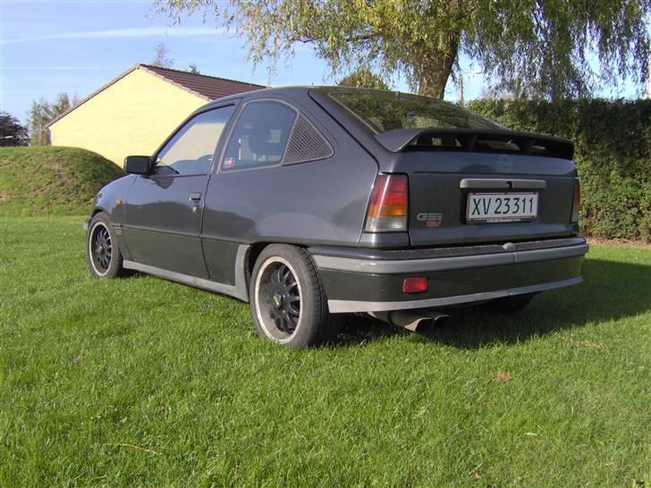 Opel gsi 16v sorte slyngel billede 4