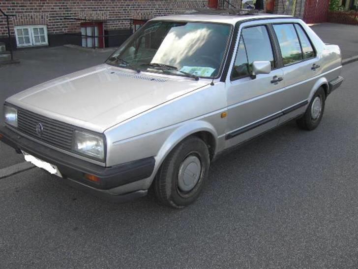 VW JETTA -SOLGT- billede 2