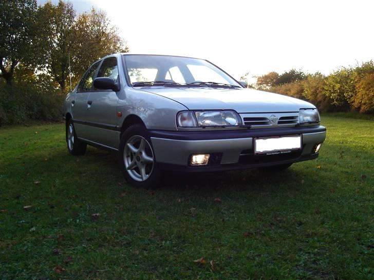 Nissan Primera 2,0i slx DØD billede 3