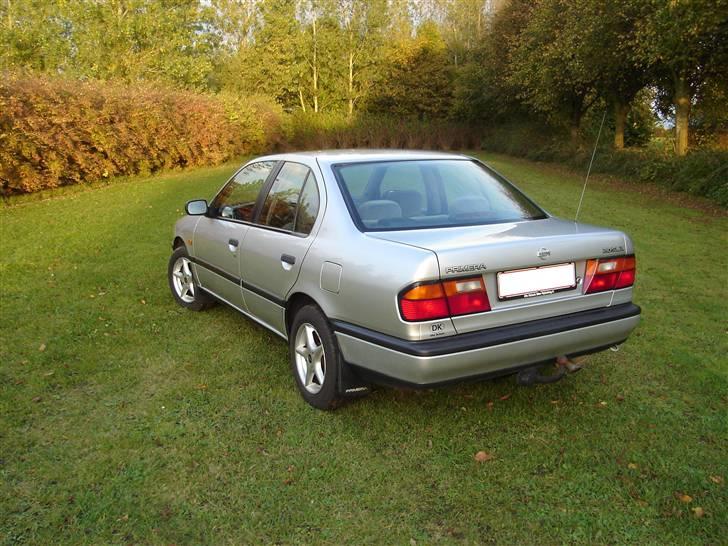 Nissan Primera 2,0i slx DØD billede 4