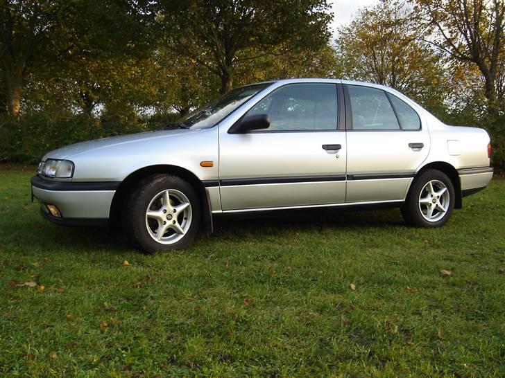 Nissan Primera 2,0i slx DØD billede 8