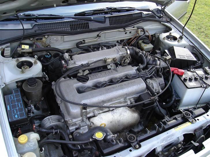 Nissan Primera 2,0i slx DØD billede 12