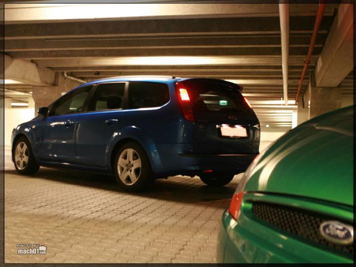 Ford Focus Trend stc. TDCI - Bagkofanger også indfarvet forneden. billede 2