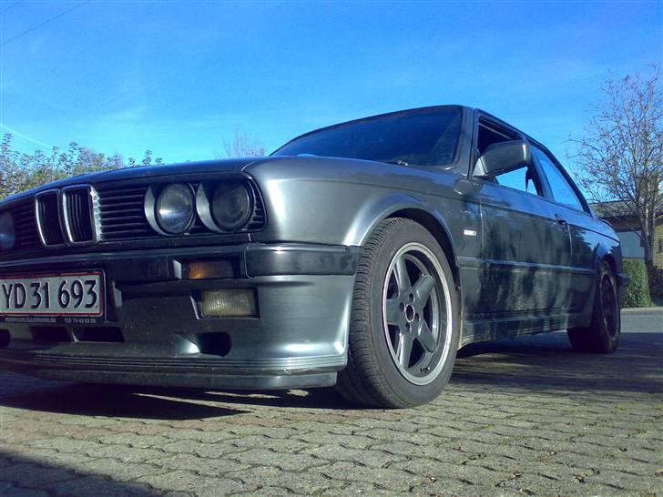 BMW 325-327 billede 5