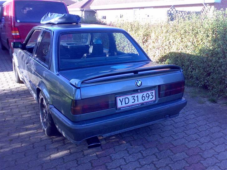 BMW 325-327 billede 9