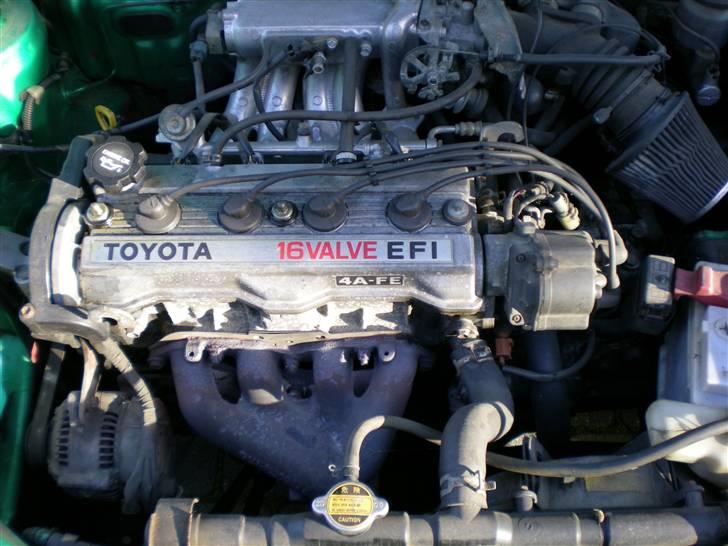 Toyota corolla   solgt - ja det er så den moter der ligger i billede 7