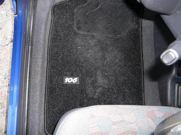 Peugeot 106 1,4 SOLGT billede 17