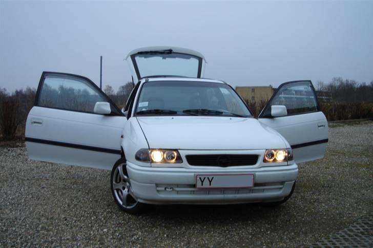 Opel Astra F 1,4 billede 1