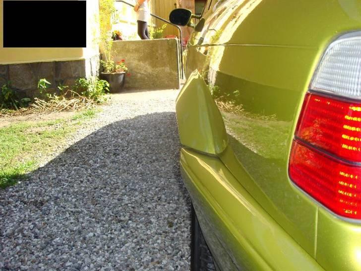 BMW 320i coupe *SOLGT* billede 15