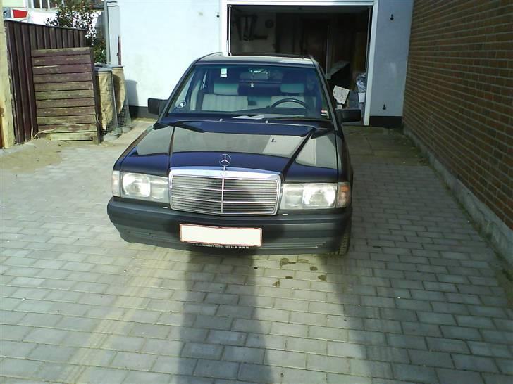 Mercedes Benz 190D w201 billede 2