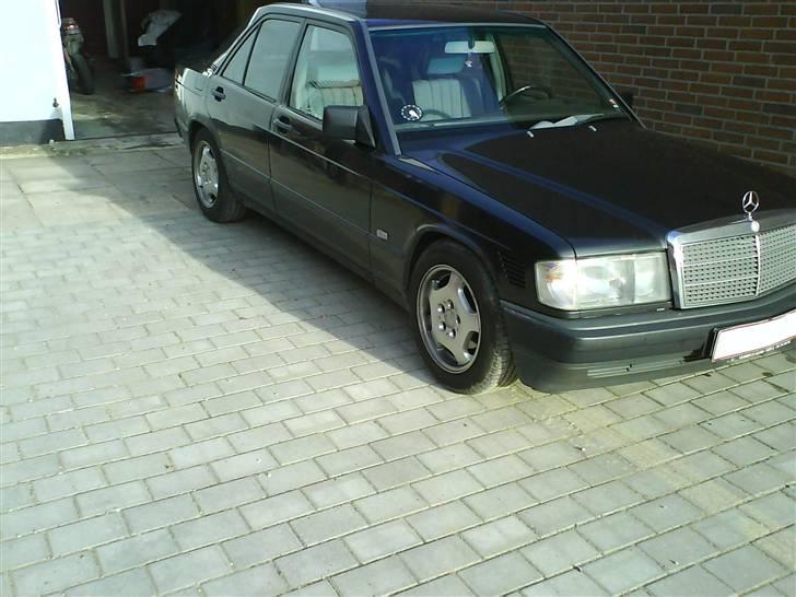 Mercedes Benz 190D w201 billede 3
