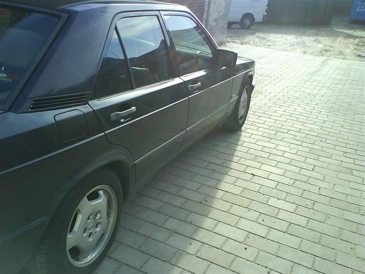 Mercedes Benz 190D w201 billede 5