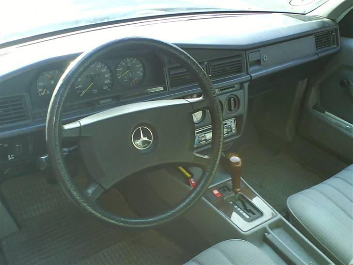 Mercedes Benz 190D w201 billede 8