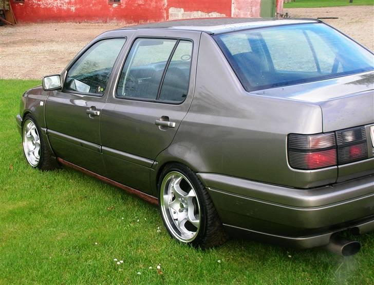 VW Vento (solgt) billede 6