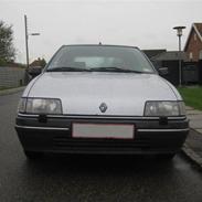 Renault 19 TS (Skrot v. 306K Km)