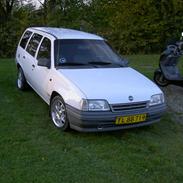 Opel Kadett caravan (sælges)