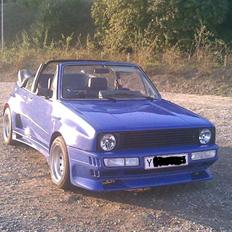 VW Golf 1 Cabriolet solgt
