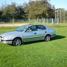 Toyota Carina e gls (solgt)