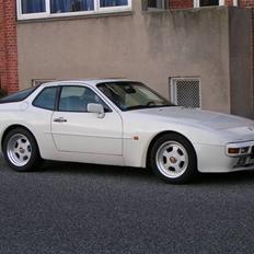 Porsche 944 Solgt