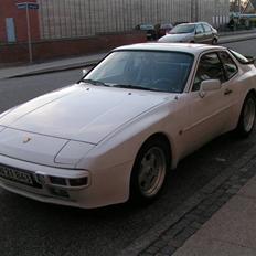 Porsche 944 Solgt