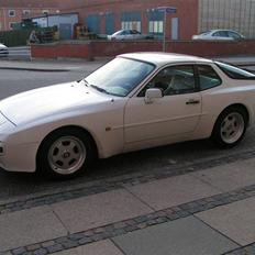 Porsche 944 Solgt