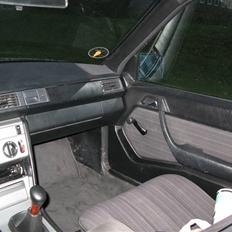 Mercedes Benz 230 E (W124)