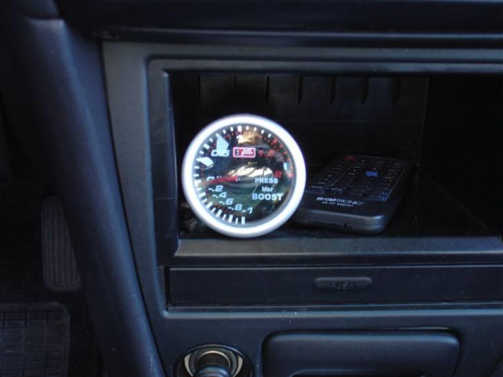 Toyota corolla (solgt) - 0,8 bar i fuld ladetryk billede 14