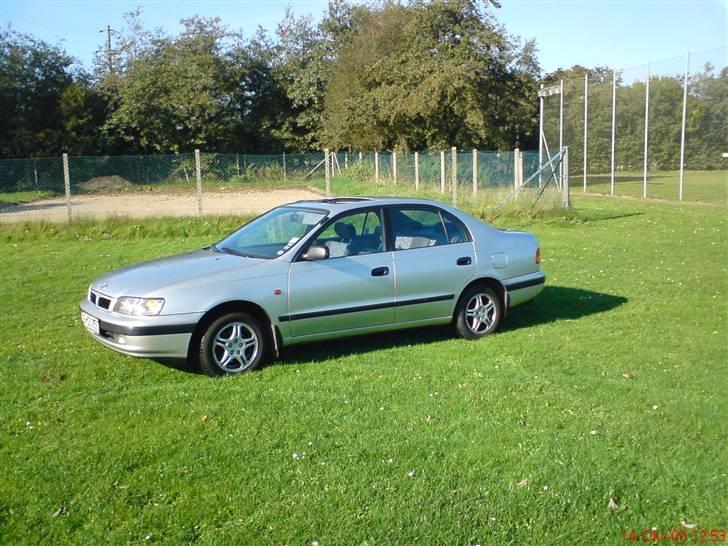 Toyota Carina e gls (solgt) billede 1